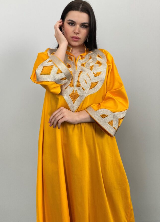 Arabian Caftan neck embroidery designs