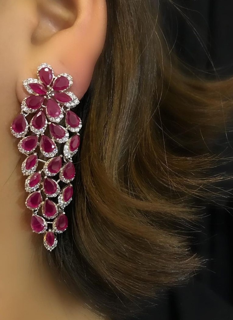 Long Fashion Earrings grape design 973 Artisanat