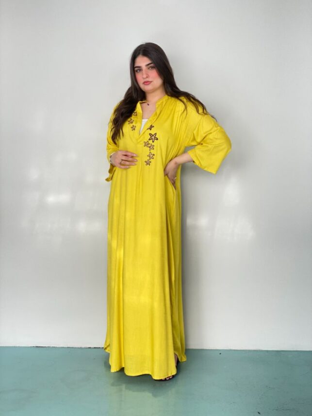 Summer short sleeve dress with small embroidery, cotton materials