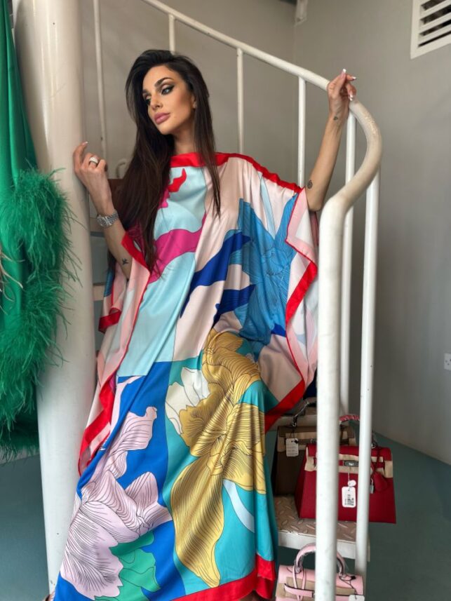 Colored Jalabiya, straight cut, glossy materials