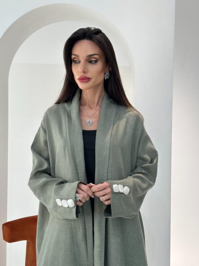 Long elegant over coat with 3 buttons on hand, Linen materials