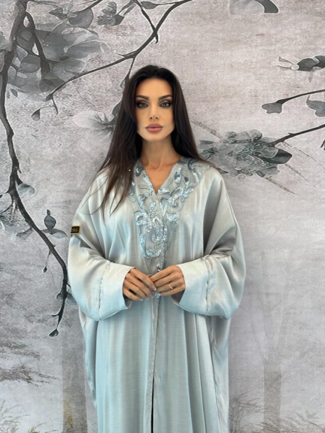 Beaded abaya, Silk materials