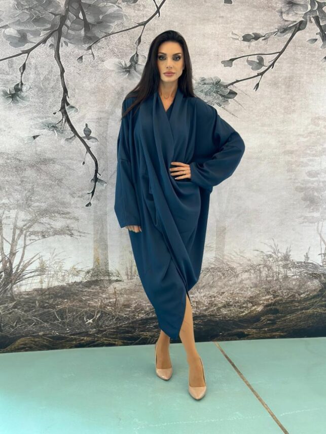 Slit short dress w/ pockets, Crepe materials