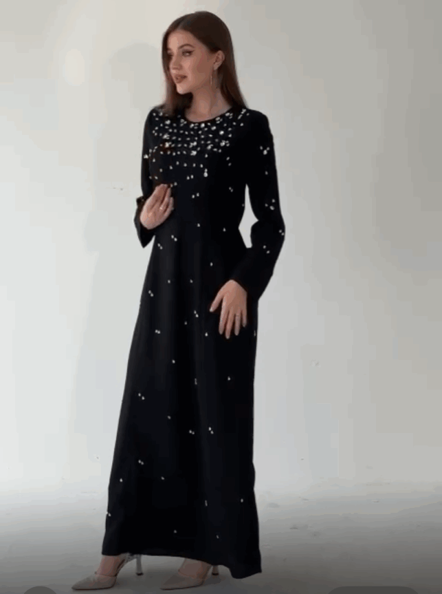 Fit long sleeve dress with Circon beads, Crepe materials