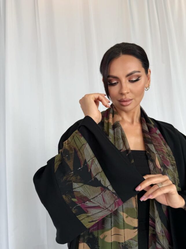 Combi Colored Abaya, Crepe & Chiffon Materials